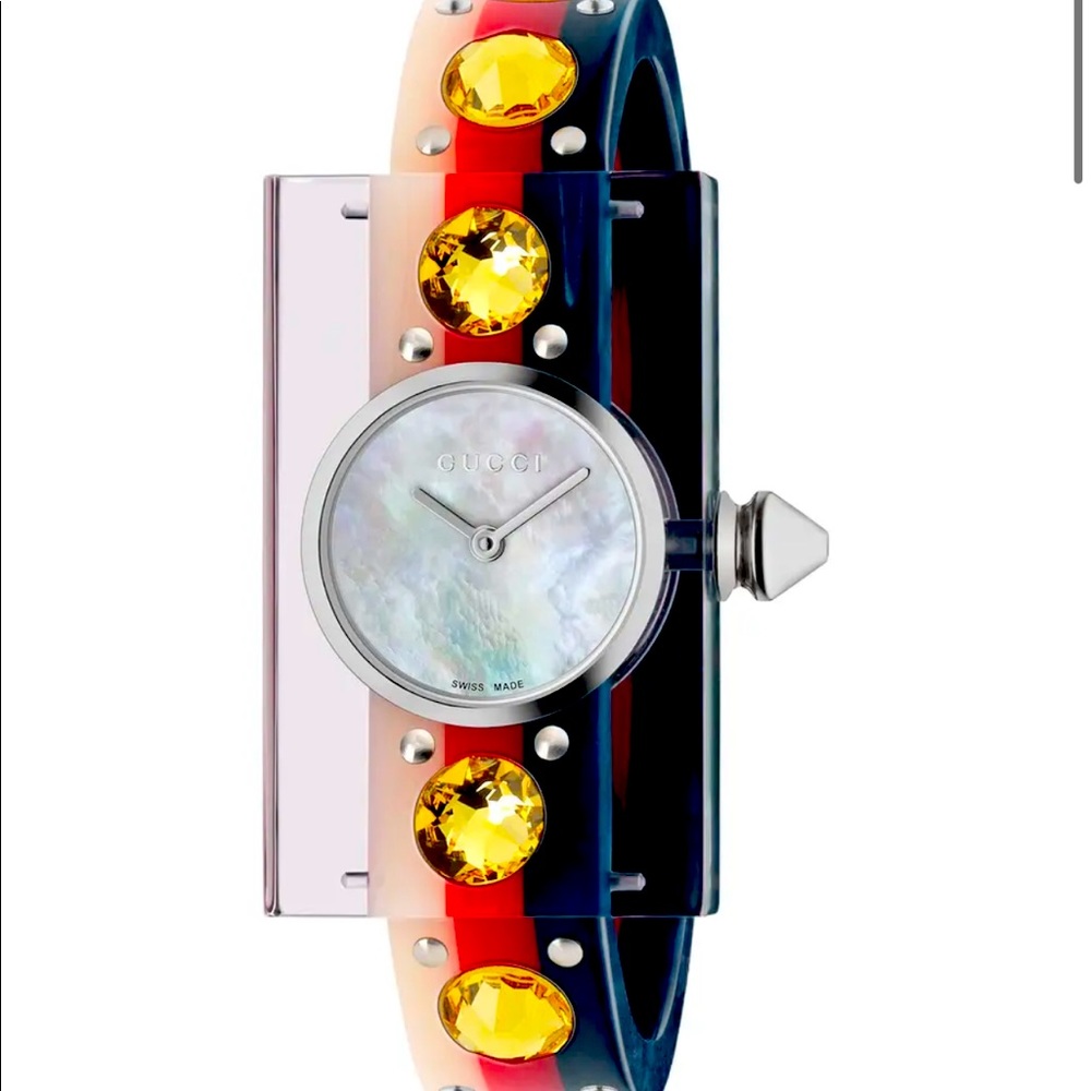 Gucci bangle watch